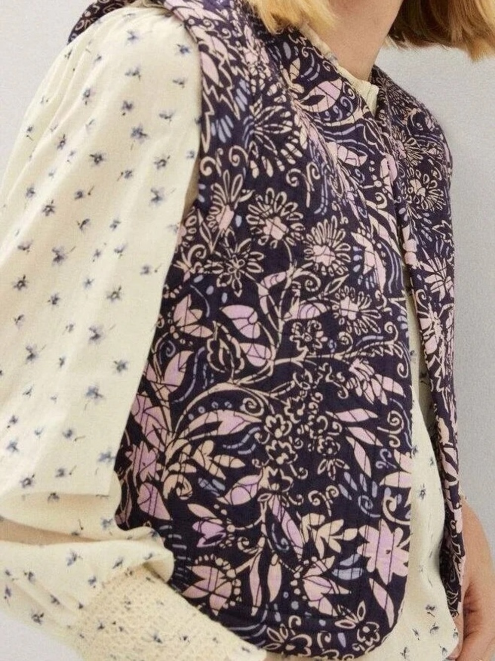Mango Floral Quilted Vest in Navy and Light Pink